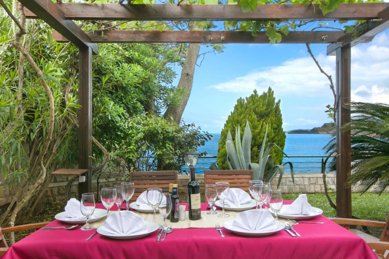 Royal Holiday Apartments Sveti Stefan Ilha Sveti Stefan Exterior foto