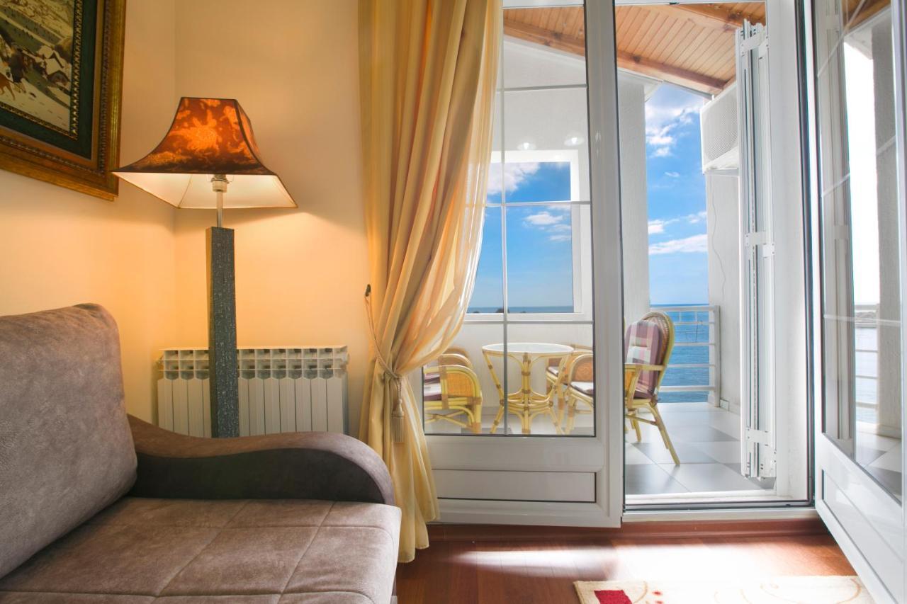 Royal Holiday Apartments Sveti Stefan Ilha Sveti Stefan Exterior foto