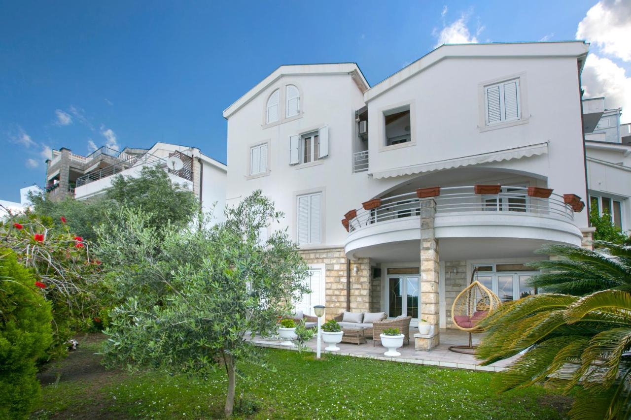 Royal Holiday Apartments Sveti Stefan Ilha Sveti Stefan Exterior foto